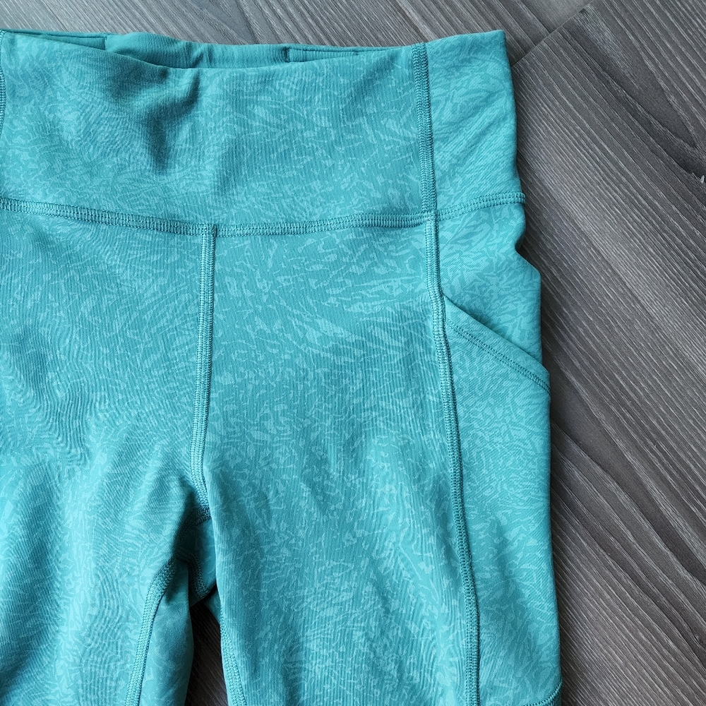 Lululemon leggings - Picture 2 of 7